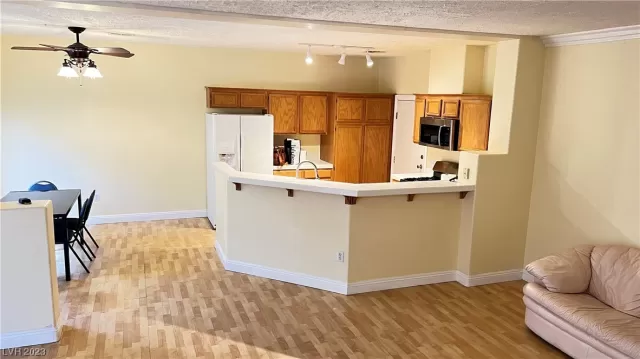 MLS: 2500104 Condo For Sale