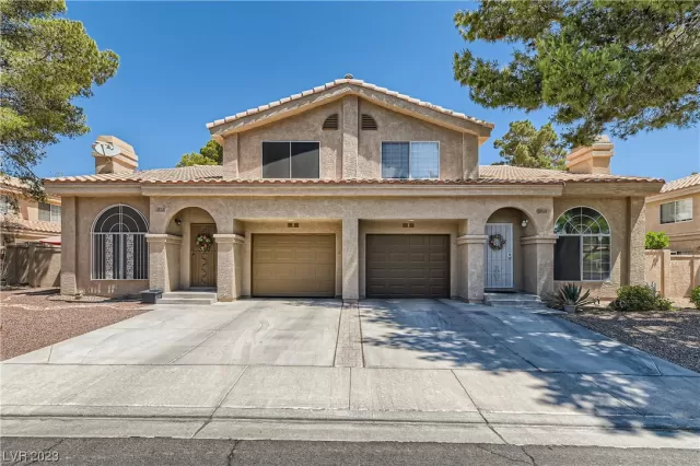 MLS: 2500110 Condo For Sale