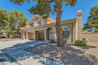 Photo #1: 2500110 Listing