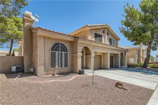 Photo #2: 2500110 Listing