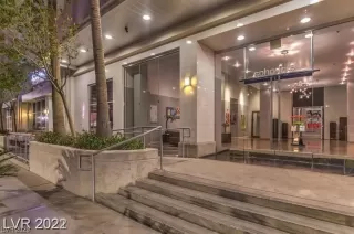 Photo #1: 2500119 Listing