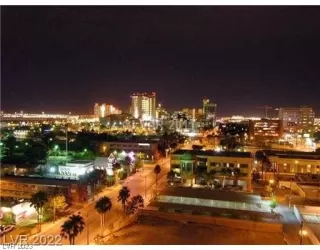 Photo #3: 2500119 Listing