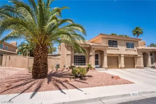 Photo #2: 2500155 Listing 