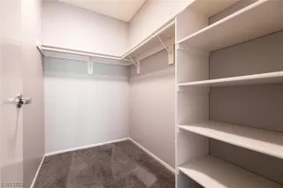 Photo #4: 2500160 Listing