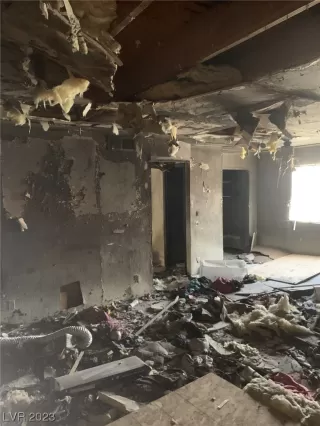 Photo #2: 2500211 Listing 