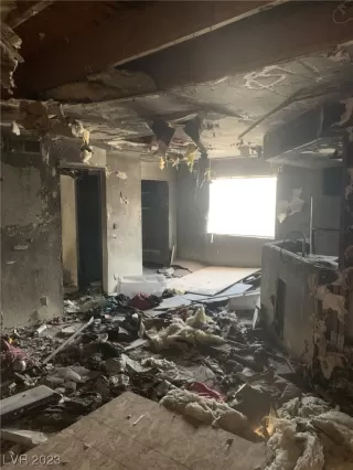 Photo #3: 2500211 Listing 