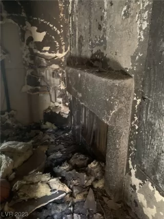 Photo #4: 2500211 Listing 