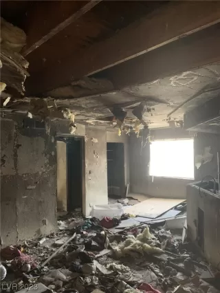 Photo #5: 2500211 Listing 