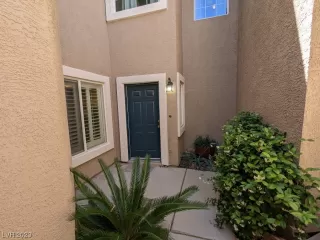Photo #2: 2500224 Listing 