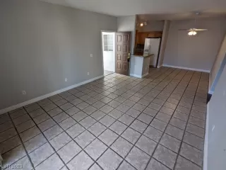 Photo #4: 2500226 Listing 