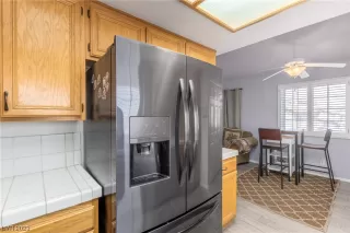 Photo #6: 2500231 Listing 