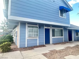 Photo #1: 2500241 Listing