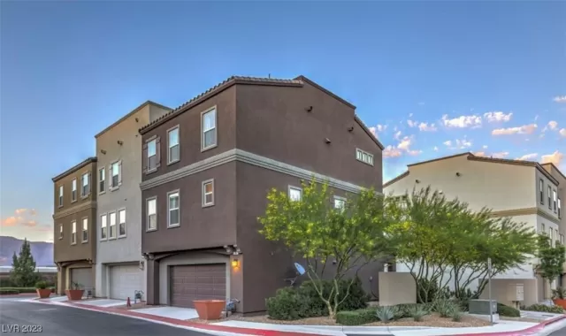 MLS: 2500270 Condo For Sale