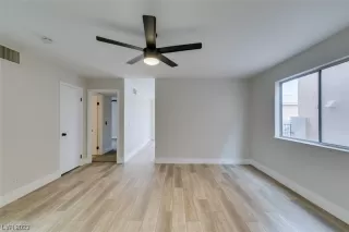 Photo #6: 2500285 Listing 