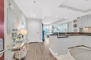 Photo #3: 2500306 Listing