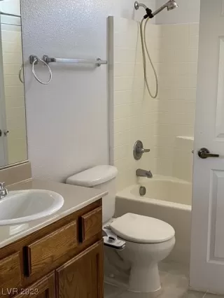 Photo #6: 2500311 Listing 