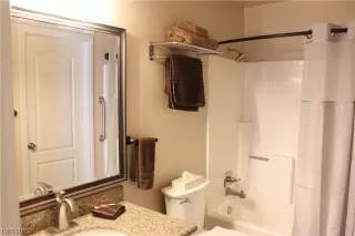 Photo #6: 2500369 Listing 