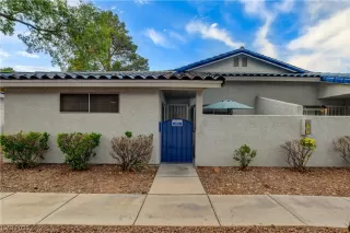 Photo #2: 2500374 Listing