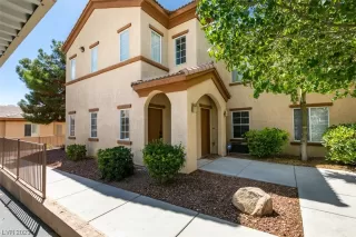 Photo #1: 2500380 Listing