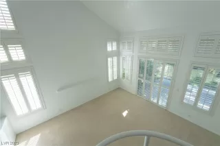 Photo #1: 2500386 Listing