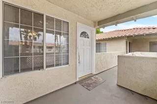 Photo #2: 2500434 Listing 