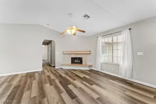 Photo #6: 2500434 Listing 