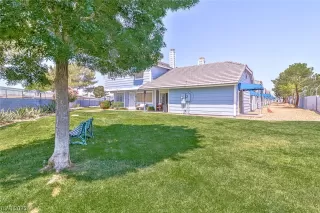 Photo #1: 2500437 Listing