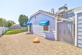 Photo #3: 2500437 Listing