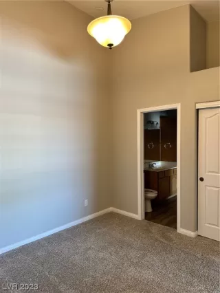 Photo #4: 2500458 Listing