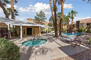 Photo #4: 2500499 Listing