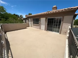 Photo #1: 2500502 Listing 