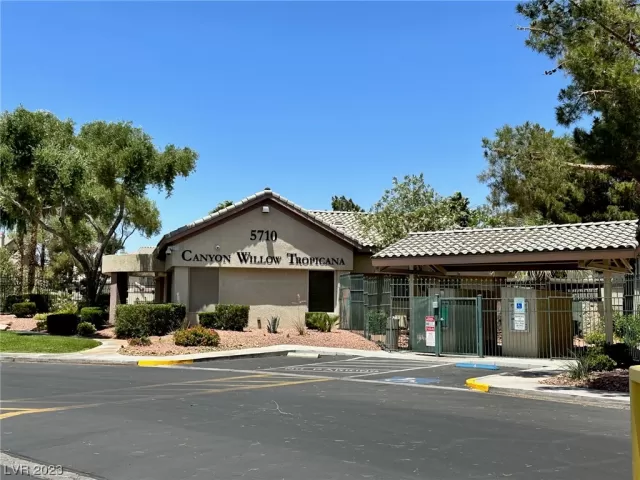 MLS: 2500506 Condo For Sale