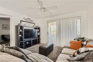 Photo #3: 2500506 Listing 