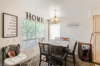 Photo #4: 2500506 Listing 