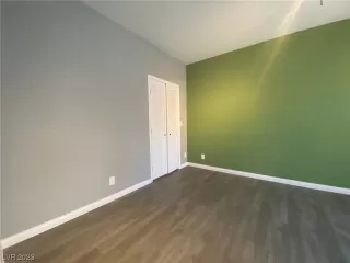 Photo #5: 2500519 Listing 