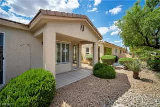 Photo #2: 2500550 Listing