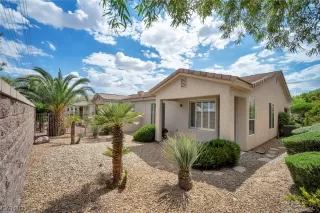 Photo #3: 2500550 Listing