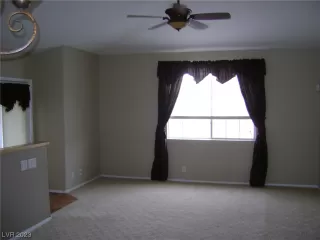 Photo #2: 2500665 Listing 