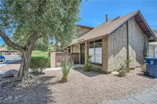 Photo #1: 2500710 Listing