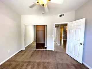 Photo #6: 2500743 Listing 