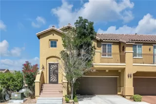 Photo #1: 2500780 Listing 