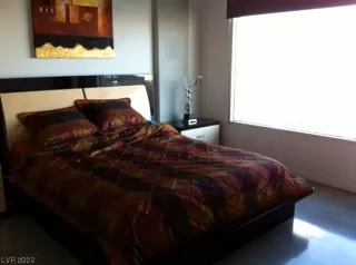 Photo #4: 2500791 Listing 
