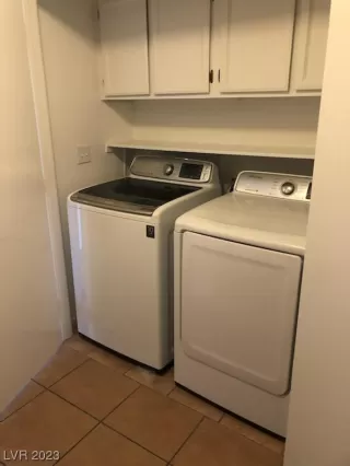 Photo #5: 2500801 Listing 