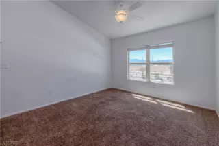 Photo #3: 2500836 Listing