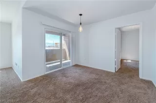 Photo #5: 2500836 Listing