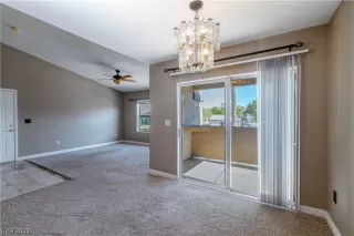 Photo #1: 2500837 Listing