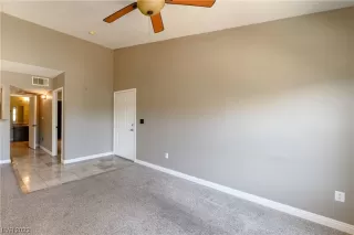 Photo #4: 2500837 Listing