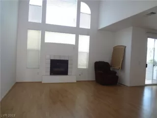 Photo #3: 2500851 Listing 