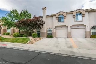 Photo #1: 2500854 Listing 