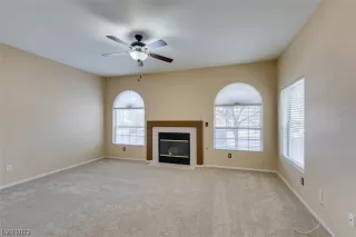 Photo #4: 2500854 Listing 